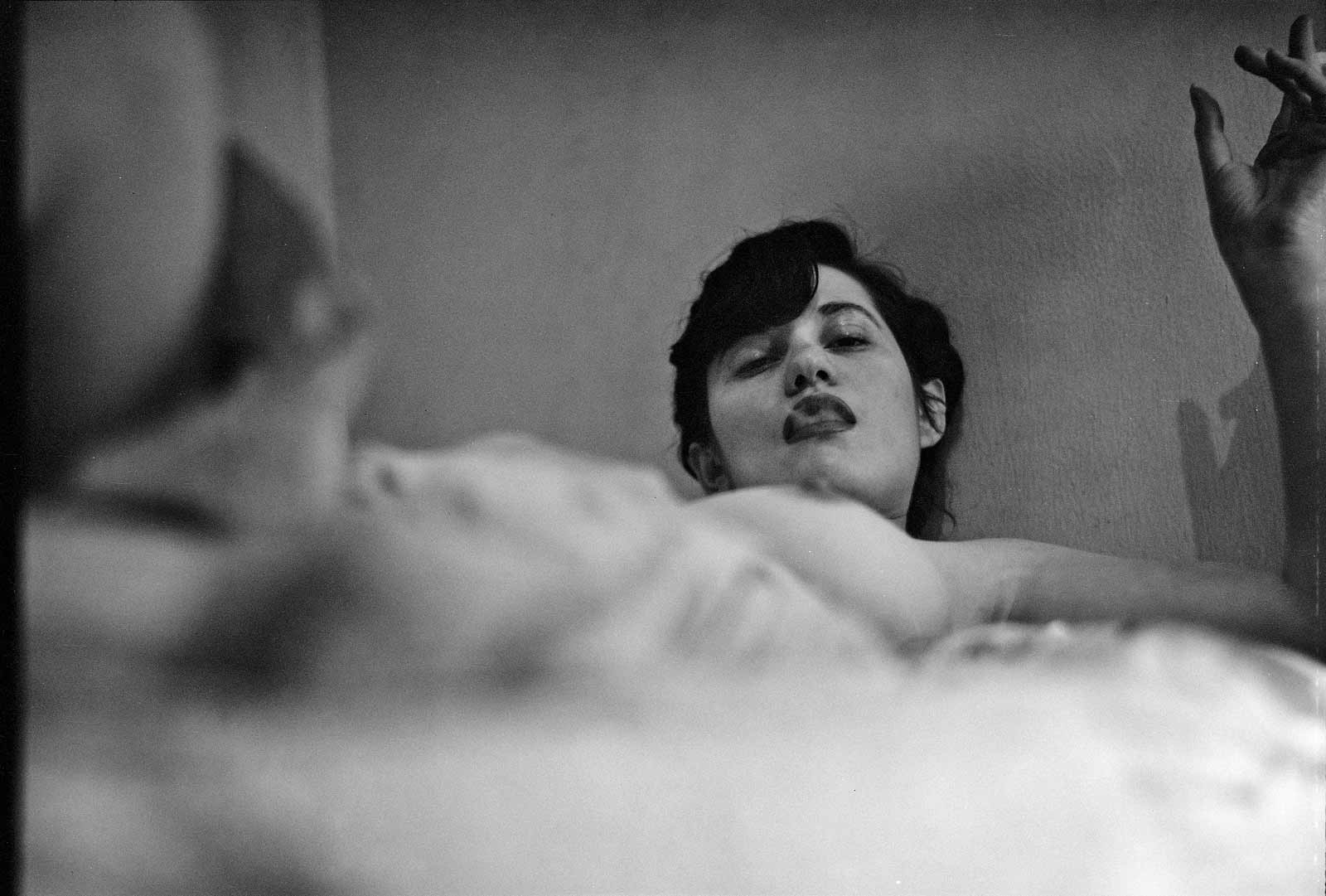 In My Room Saul Leiter S Intimate Portraits The Classic