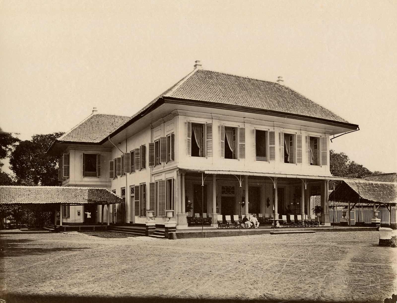 JAKARTA (BATAVIA) in Nineteenth Century Photographs - The Classic